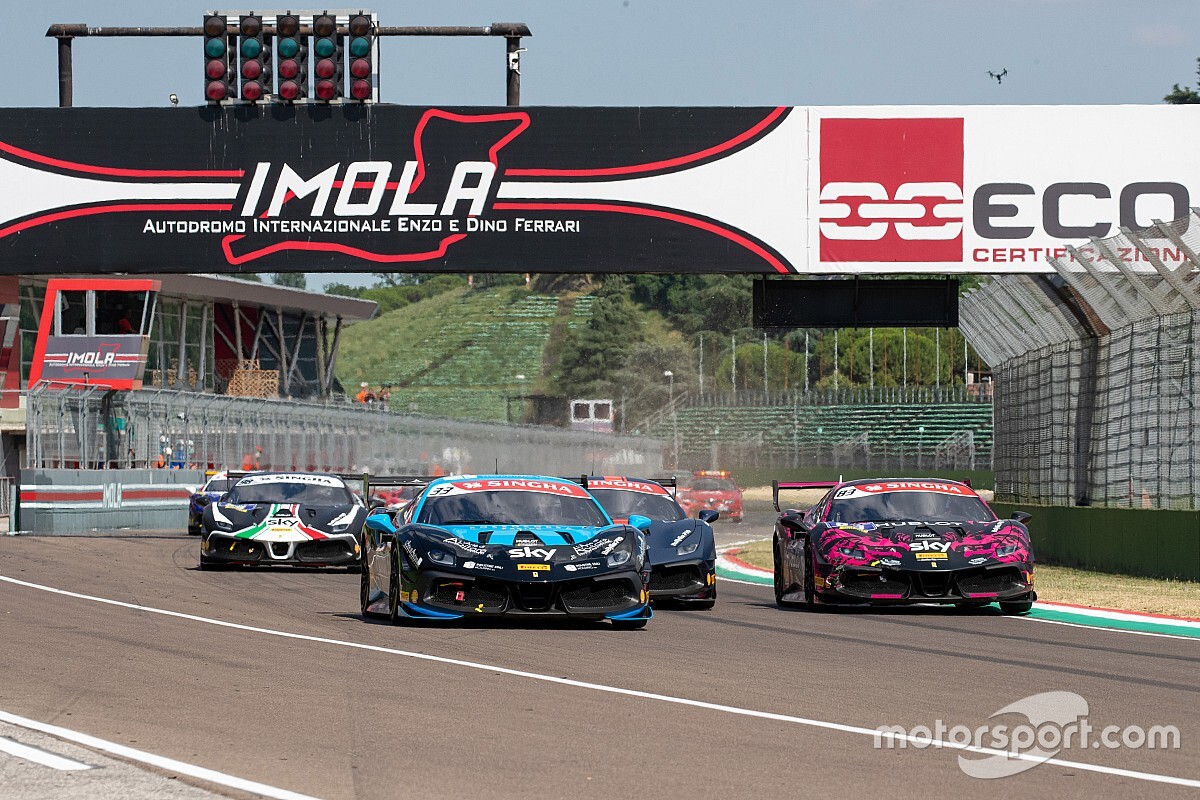 Ferrari Challenge Europe: Tabacchi e Grouwels vincono ad Imola