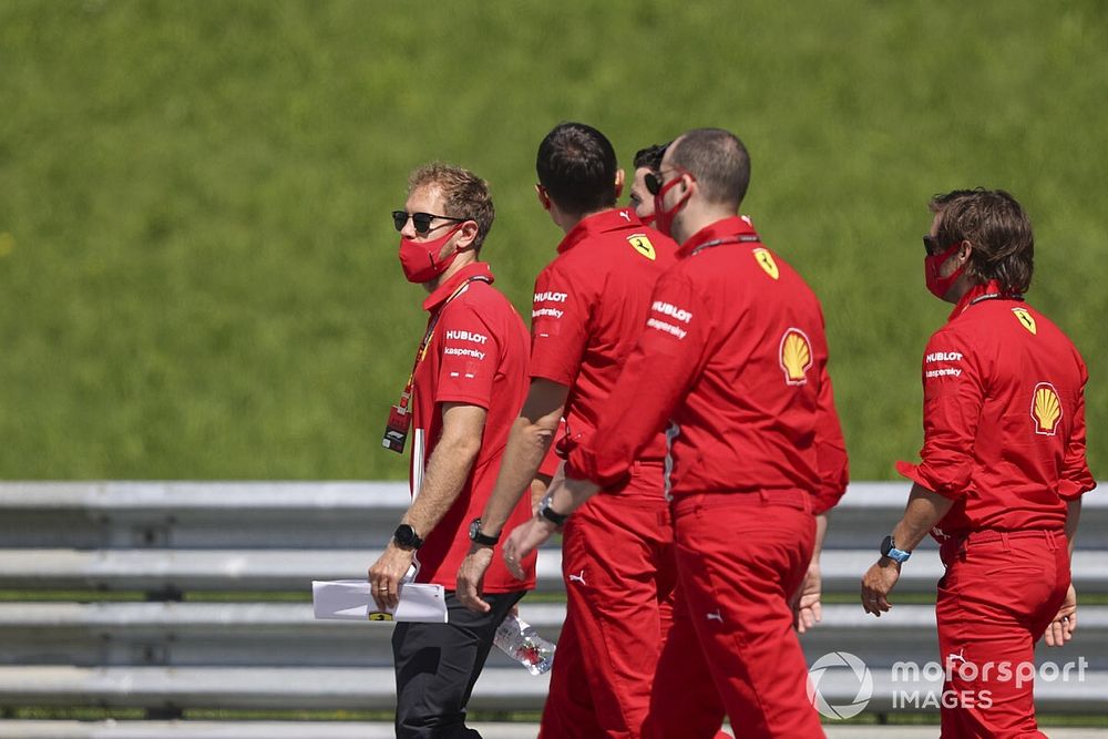 Vettel elárulta, nyitott volt a folytatásra a Ferrarival, és a pénz egyáltalán nem jelentett prioritást