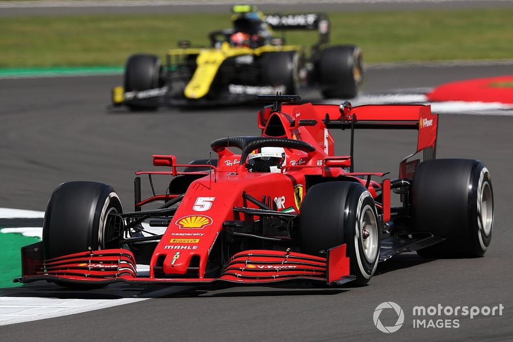 Sebastian Vettel, Ferrari SF1000, Esteban Ocon, Renault F1 Team R.S.20