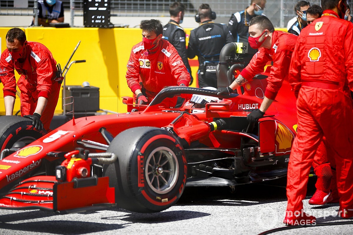 Vettel: "Umarım Macaristan aracımıza uyar"