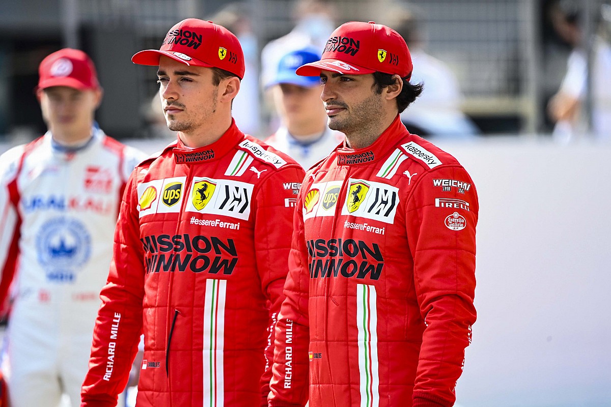 Az első F1-es tesztnap Leclerc számára hamarabb véget ért! – A monacói szerint nincs nagy gond...