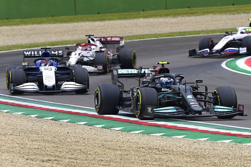 Russell insists Bottas crash won&rsquo;t harm Mercedes relationship