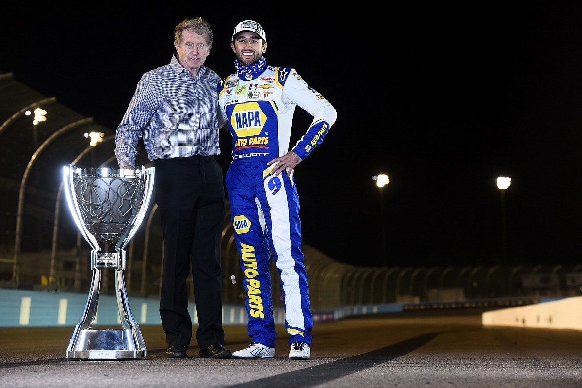 Chase Elliott joins his dad in SRX Series finale at Nashville