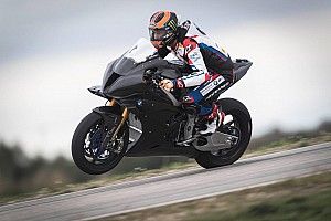 Van der Mark Bandingkan Yamaha dengan BMW