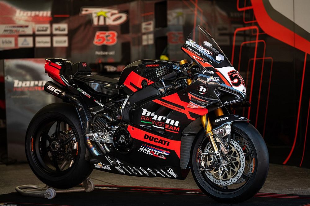 SBK, Barni mostra la nuova livrea: nel 2021 la Ducati sarà nera!