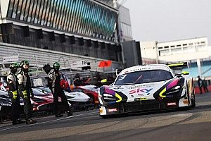 Why Button struggled on Silverstone McLaren GT3 debut