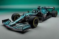 Aston Martin AMR21: non è solo una copia Mercedes
