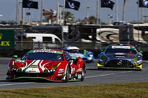 Daytona, 18a Ora: ruggito Ferrari in GTD, DPi ai ferri corti