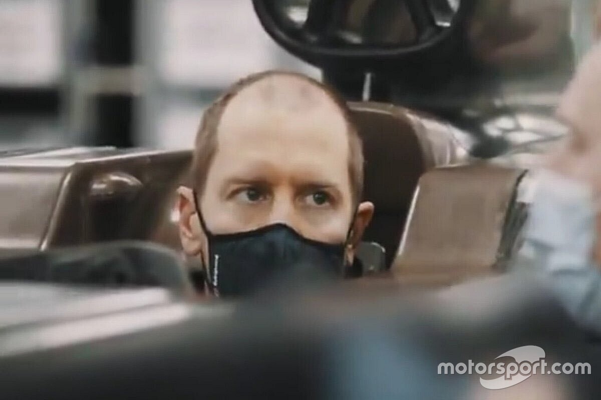 Aston Martin, Vettel'in kokpit içerisindeki ilk fotoğrafını yayınladı