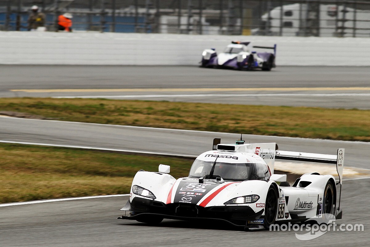Mazda logra la pole para la carrera clasificatoria de Daytona
