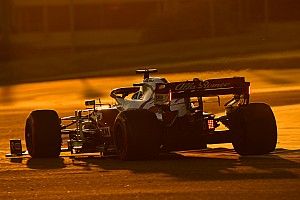 Raikkonen explica el incidente que enojó a Sainz en Bahréin