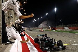 A késői Safety Car megmentette Hamilton futamát?