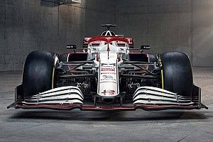 Alfa Romeo, jeton haklarını burnu inceltmek için kullanmış