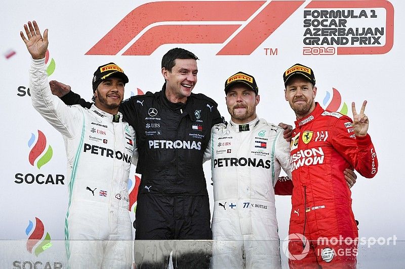 Lewis Hamilton, Mercedes AMG F1, Valtteri Bottas, Mercedes AMG F1 en Sebastian Vettel, Ferrari 