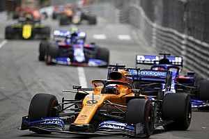 «Один из моих лучших стартов». Сайнс объехал две Toro Rosso в одном повороте