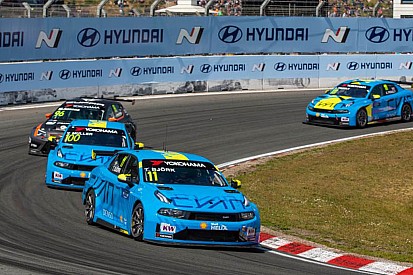 Teatrino Lynk & Co in Gara 3, la Cyan Racing fa vincere Björk rallentando Ehrlacher