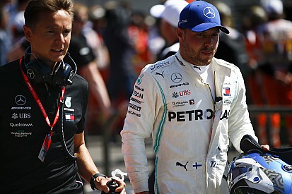 Bottas kutyával és ugrálással hangol az Osztrák Nagydíjra