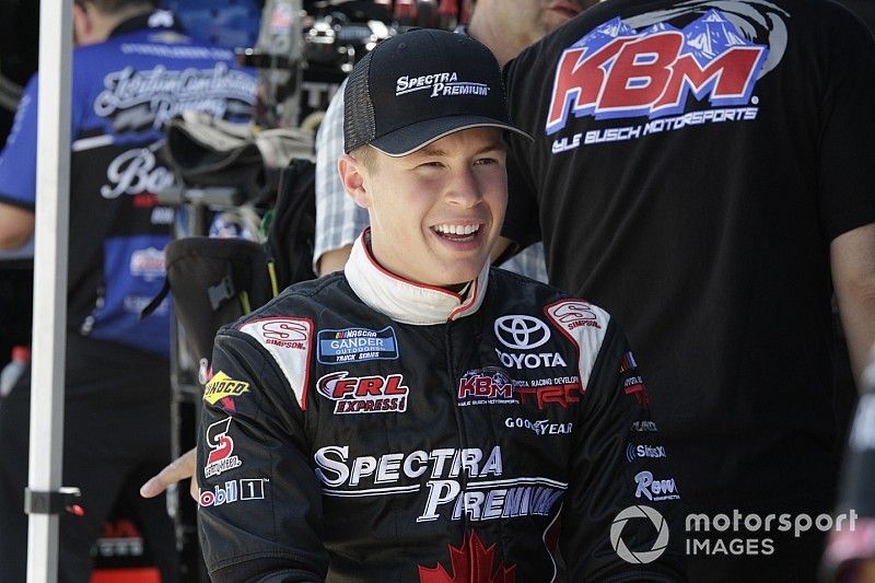 Raphael Lessard wins in Pinty’s Series debut at home track
