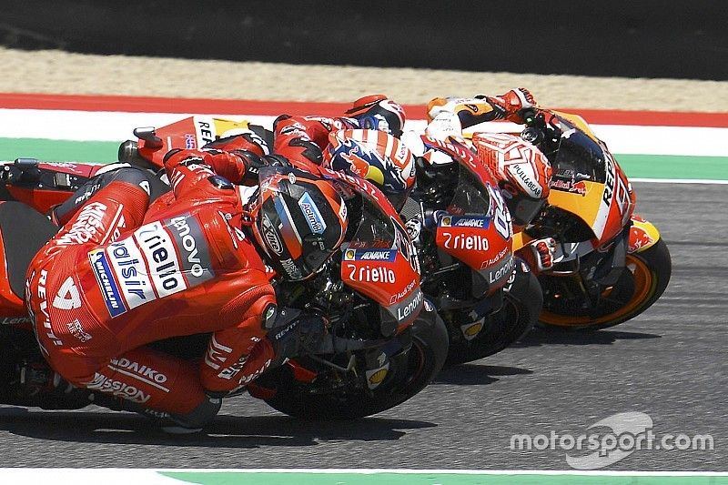 Формуле 1 посоветовали взять пример с MotoGP и дать отстающим фору