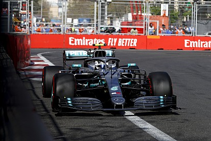 WK-stand na GP Azerbeidzjan: Bottas herovert leiding