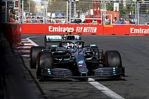 WK-stand na GP Azerbeidzjan: Bottas herovert leiding