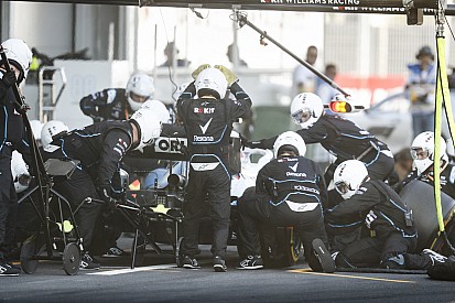 Russell: Fastest pitstop shows Williams "are not idiots"