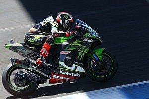 Jerez WSBK: Rea beats Bautista in Superpole by 0.036s