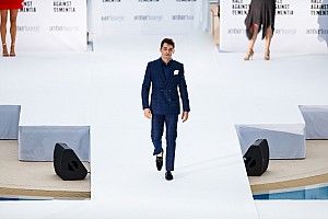 Alonso üzent Leclercnek a Ferrari fiaskója után