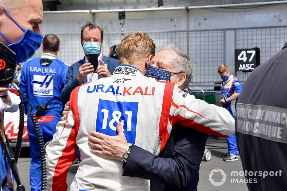 Todt: "Schumacher'i yalnız bırakmıyorum"