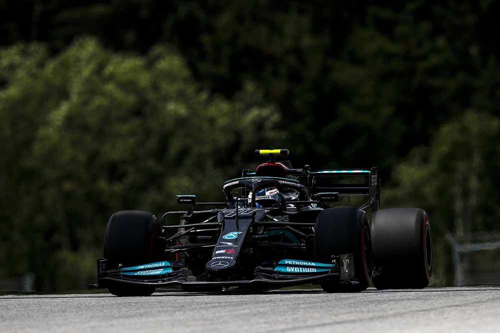 Wolff: "Bottas, pilotlar şampiyonasında feda edilebilir"