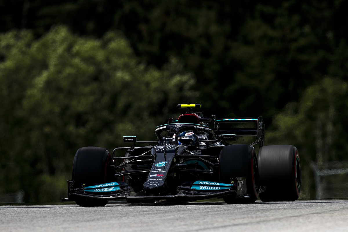 Wolff: "Bottas, pilotlar şampiyonasında feda edilebilir"