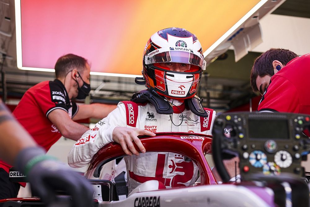 Why Britain's Ferrari-linked F1 hopeful is playing the waiting game