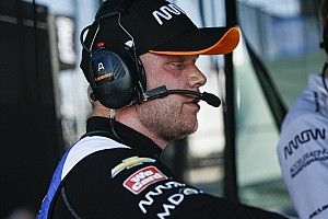 Rosenqvist remains in hospital overnight after Detroit shunt