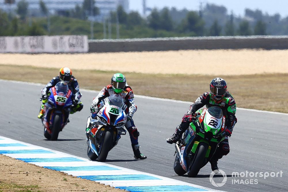 Pembalap WSBK Protes Aturan Yellow Flag