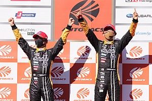 スーパーGT第4戦もてぎGT300決勝:タイミングよくFCYを利用したmuta Racing Lotus MCが優勝