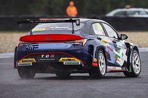 TCR Europe: Bennani batte Azcona in Gara 2 allo Slovakia RIng