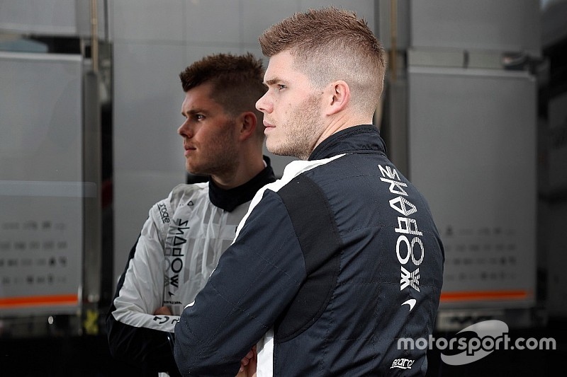 Simracer Van Buren imponeert met Verstappen: “Dit smaakt naar meer"