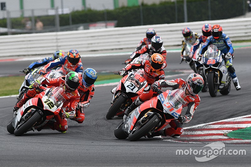 Ducati: aggiudicate le 13 Panigale V4 della "Race of Champions". Cifra record per quella di Bayliss: 120.000 euro!