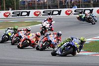 Rossi: "Es una pena que yo est&eacute; en tan buena forma y la moto, no"