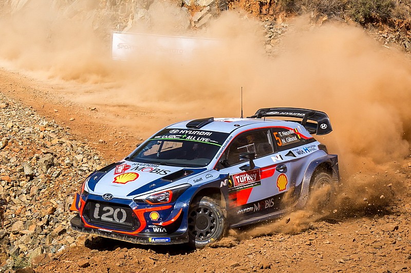 Turchia, PS6: Neuville risponde ad Ogier e si porta a solo 1"9 dal leader Mikkelsen