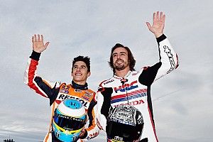 Vídeo: Márquez se prepara para el test de Qatar con un kart de Fernando Alonso