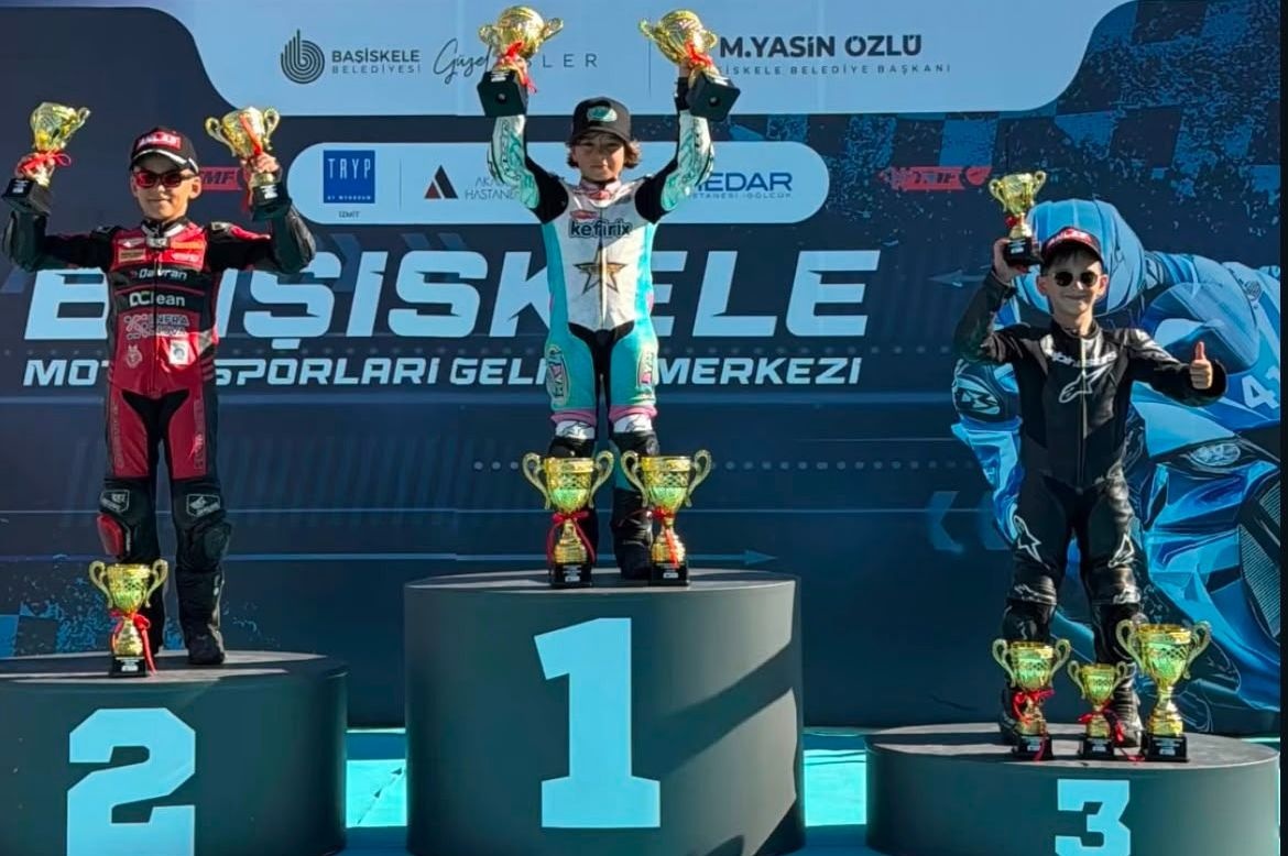 Başiskele Süpermoto & MotoMini: Piste Damga Vuran Yarışlar!