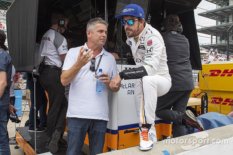 De Ferran: "Alonso tem tudo para ser campeão da Indy"