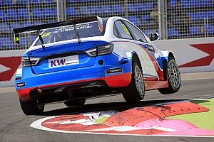 Ehrlacher, Michigami lose front row positions for WTCC opener