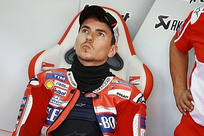 Lorenzo surprised by Dovizioso MotoGP title tilt