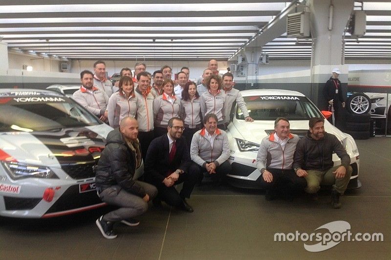 Il team Seat Motorsport Italia