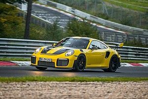 Porsche 911 GT2 RS pecahkan rekor Nürburgring Nordschleife
