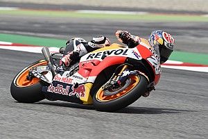Barcellona, Libere 4: le Honda cadono, ma sono al top. Rossi risale