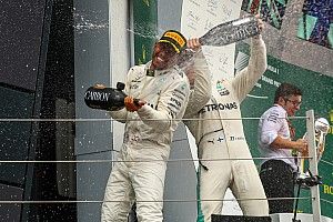 Вольфа удивили отношения Хэмилтона и Боттаса