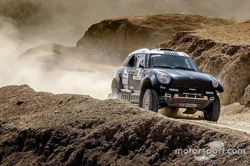 Le 4x4 Mini, un "bon véhicule" qui "peut faire l'affaire" selon Roma